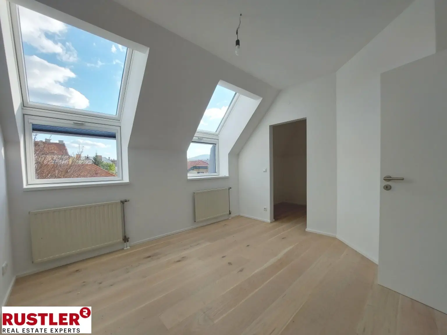 Schlafzimmer mit Sch