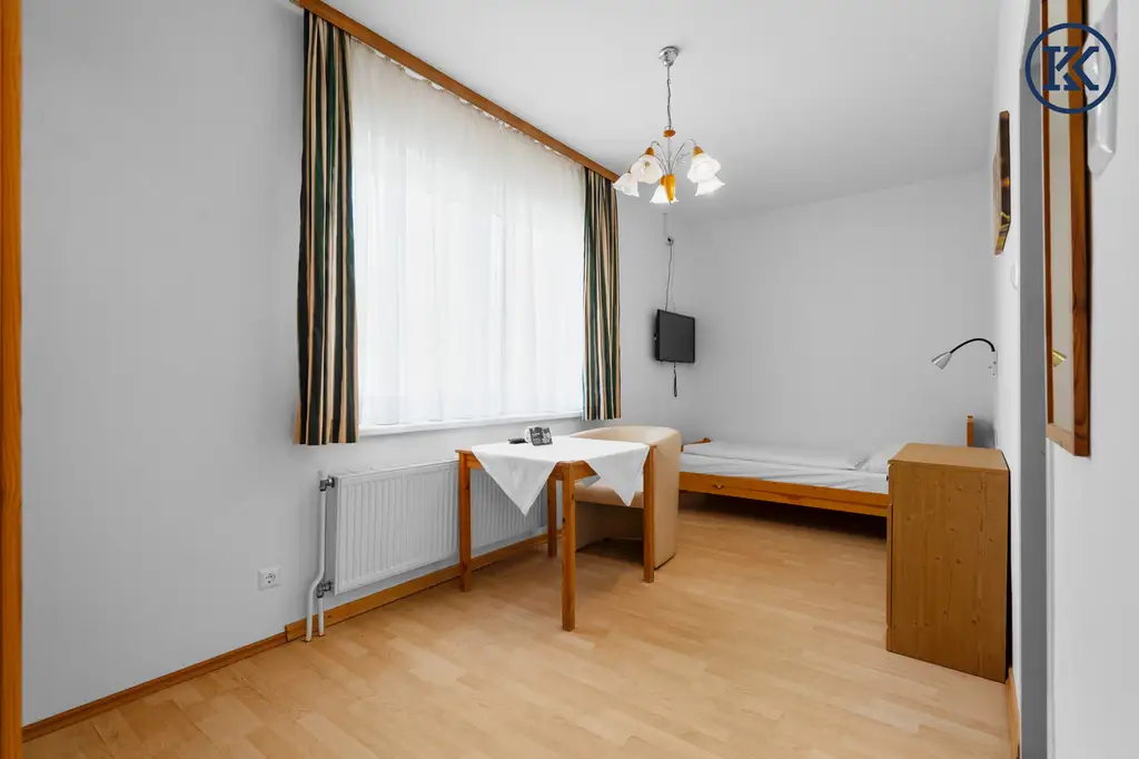 Historischer Gasthof mit Hotelbetrieb in Baden, Niederösterreich