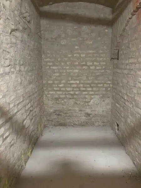 Keller