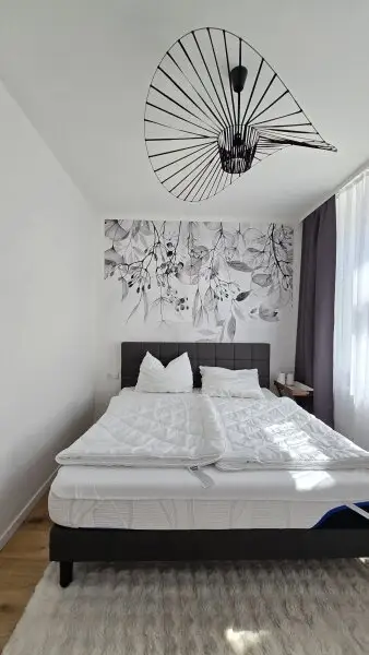 Neusanierte zwei Zimmerwohnung