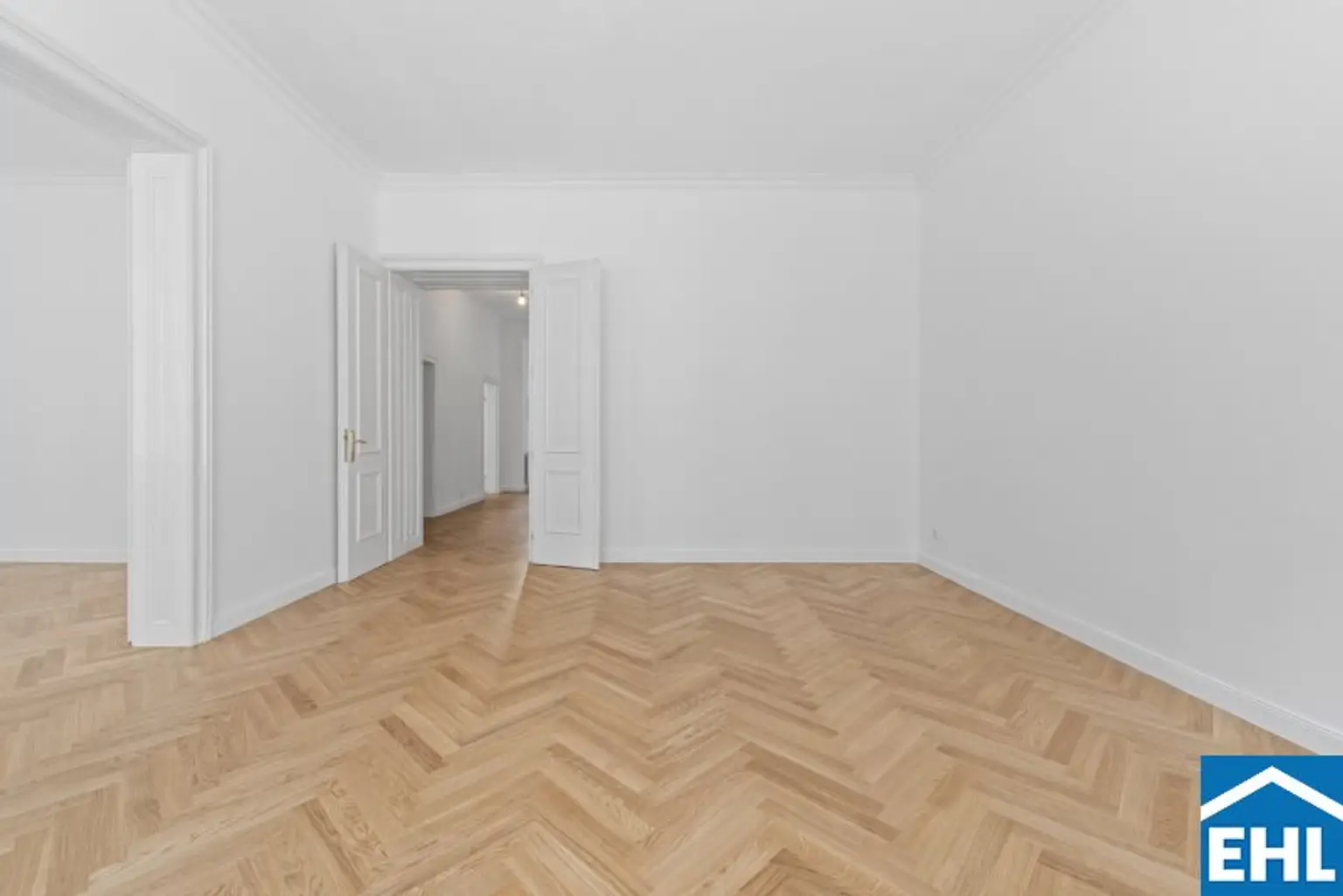 Erstbezug nach Sanierung: Prachtvolle 3 Zimmer-Altbauwohnung Nähe U4 Pilgramgasse