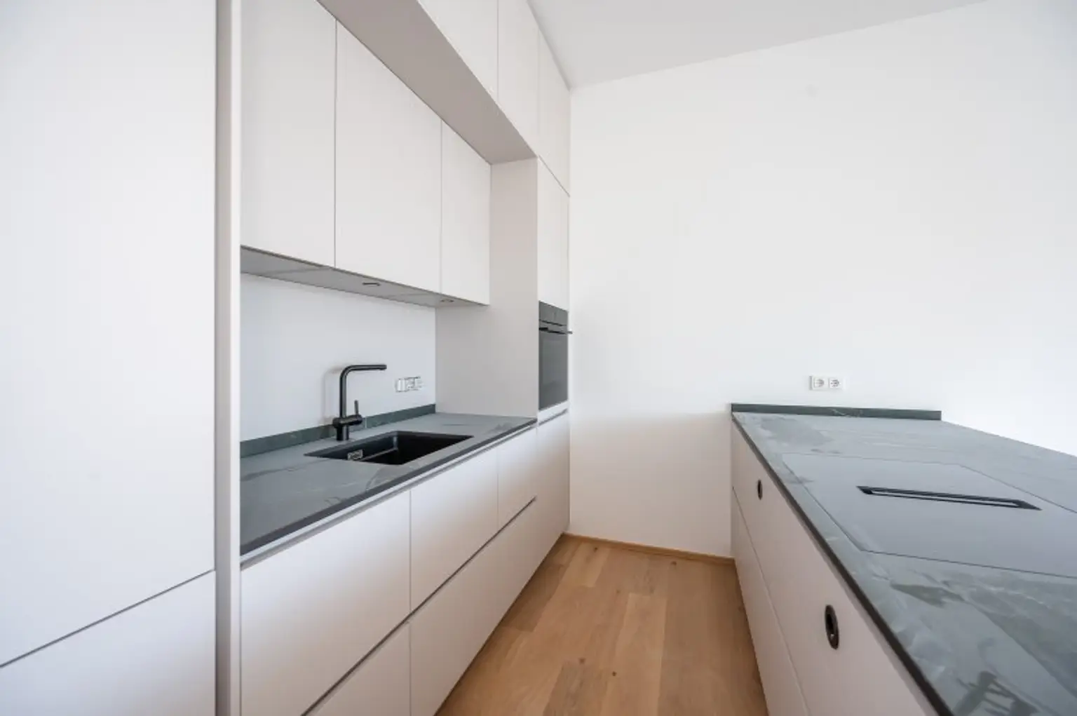 ++NEU++ Außergewöhnliche 2-Zimmer Dachgeschosswohnung in toller Lage (Erstbezug)