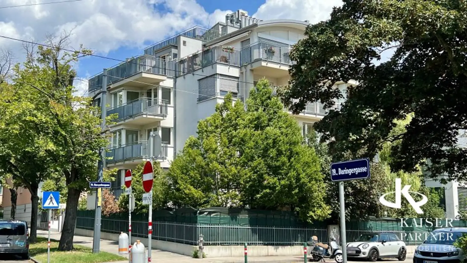 Kaasgraben, moderne 4-Zimmer-Wohnung mit 2 Balkonen, perfekte Raumaufteilung!