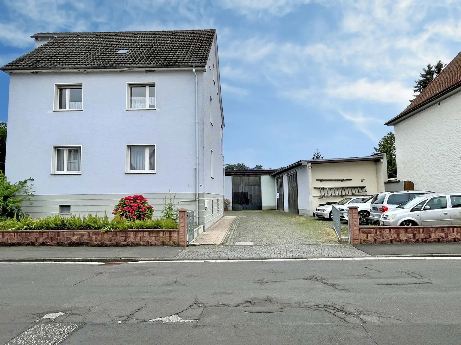 Straßenansicht