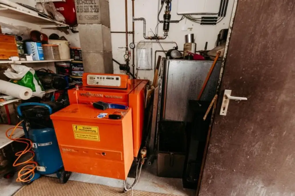 Gepflegtes, neu revitalisiertes  und liebevoll erhaltenes Landhaus. Natur, Sonne, Ruhe,  Seelenheil.