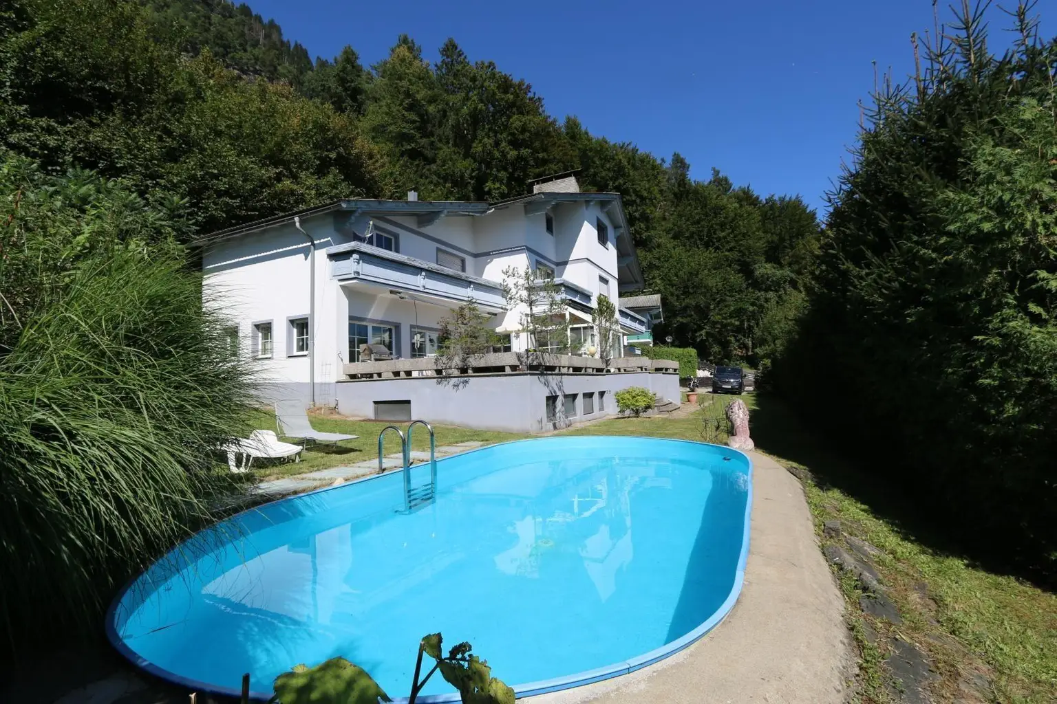 Sicht Richtung Zufahrt