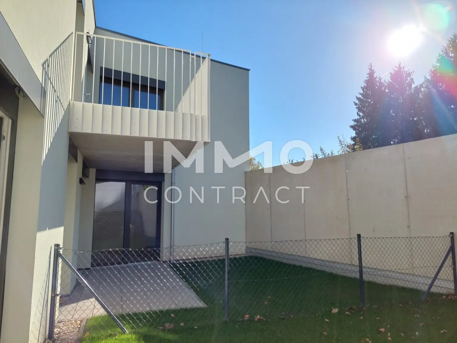 Erstbezug: Ruhe - Garten - Genießen + inklusive Garagenstellplatz