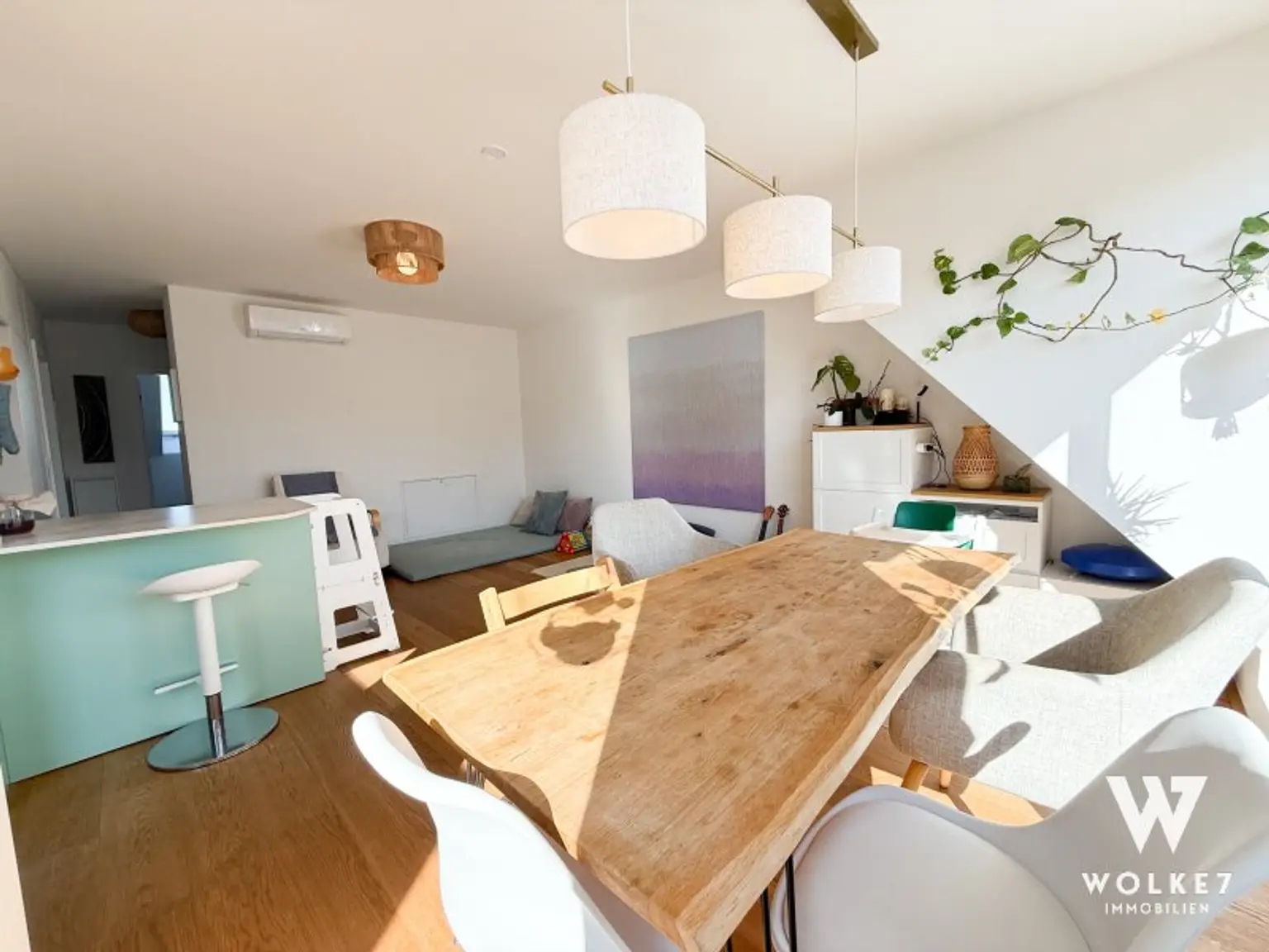 Exklusive Dachgeschosswohnung mit Klimaanlage, sonniger Terrasse & Balkon – Wohnen über den Dächern Wiens