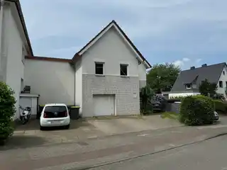 Straßenansicht