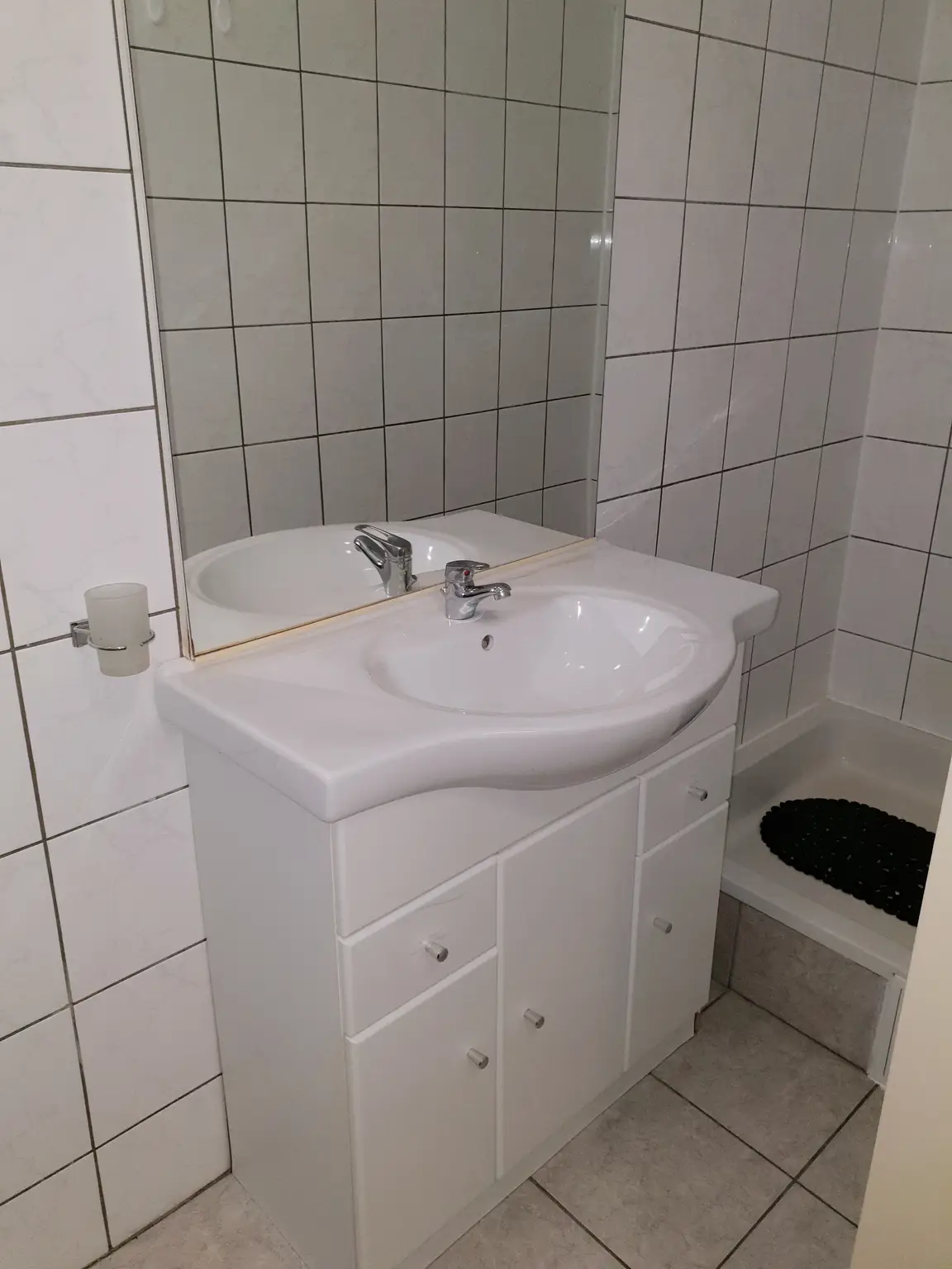 Ein - Zimmerwohnung zu vermieten - inkl. Strom + Heizkosten!