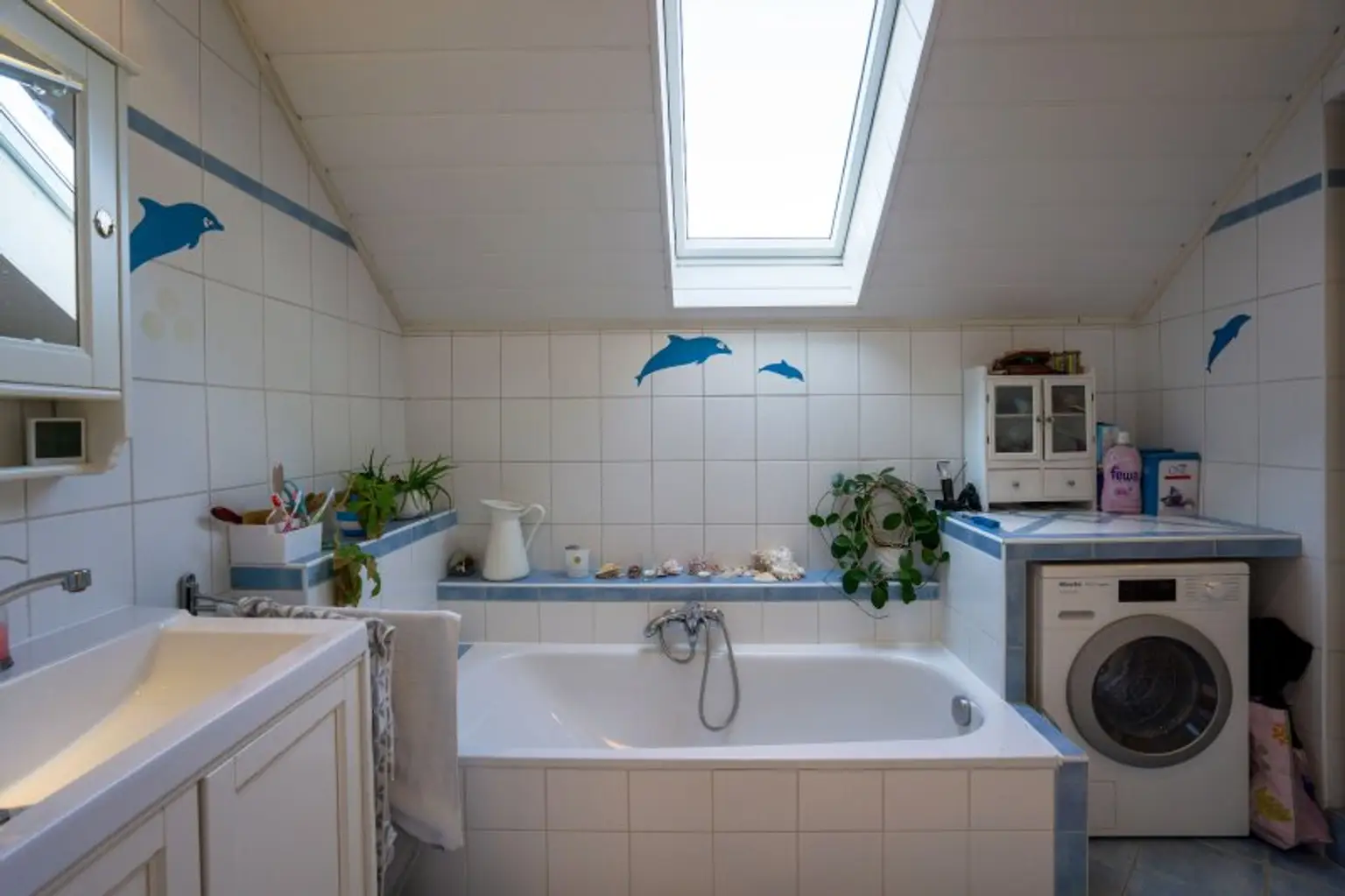 Bad im Obergeschoß mit separatem WC