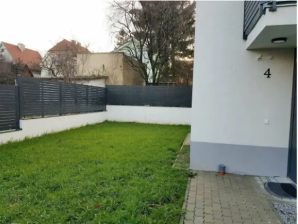 Wohnhausanlage mit 4 Häusern nahe
Böhmischer Prater