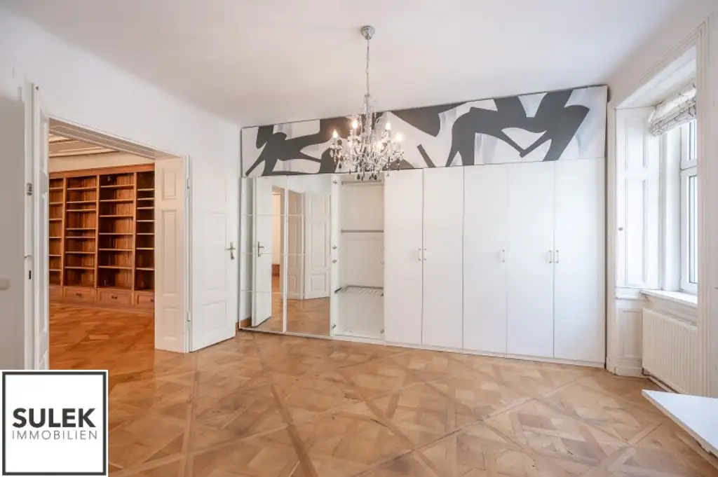 Rarität in der Wehrgasse: großzügige, sanierte Altbauwohnung mit Terrasse ab 01/26 unbefristet mieten!