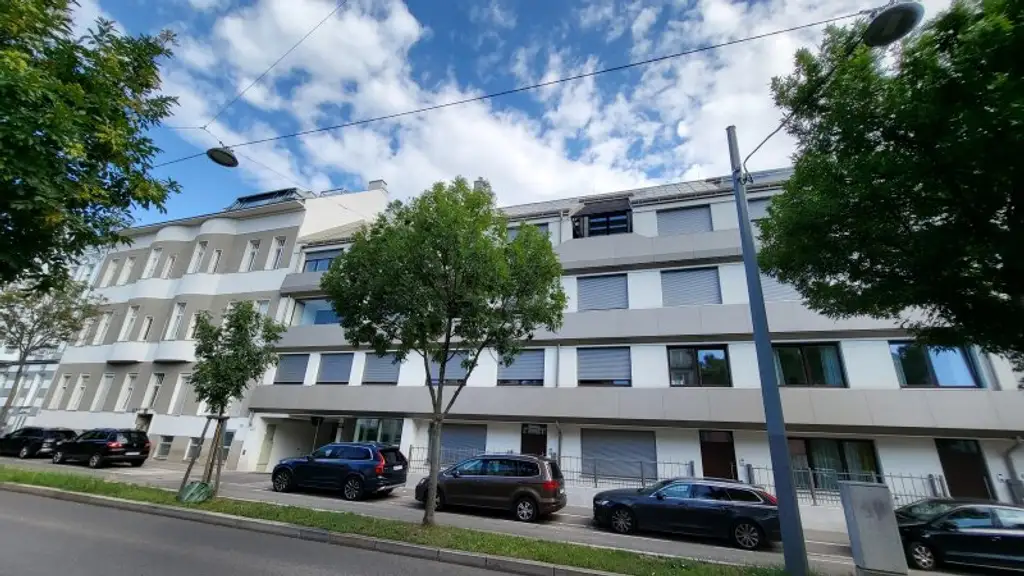 Sonnige 2-Zimmer-Wohnung - Klimaanlage - Sehr guter, gepflegter Zustand - Ausgezeichnetes Raumkonzept
