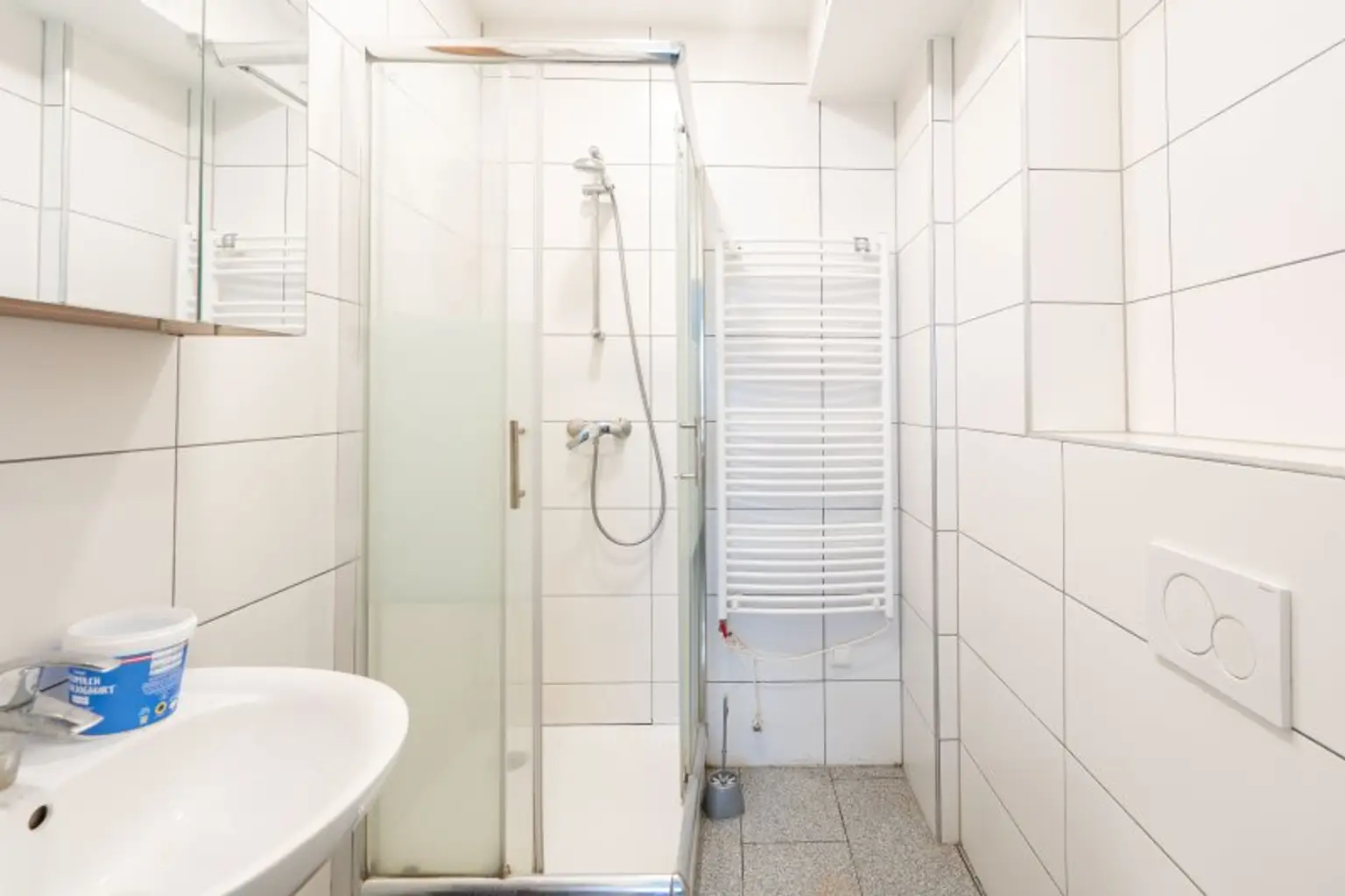 Neuhofen an der Krems, Haus mit Kleinwohnungen und Zimmer zu kaufen! PROVISIONSFREI