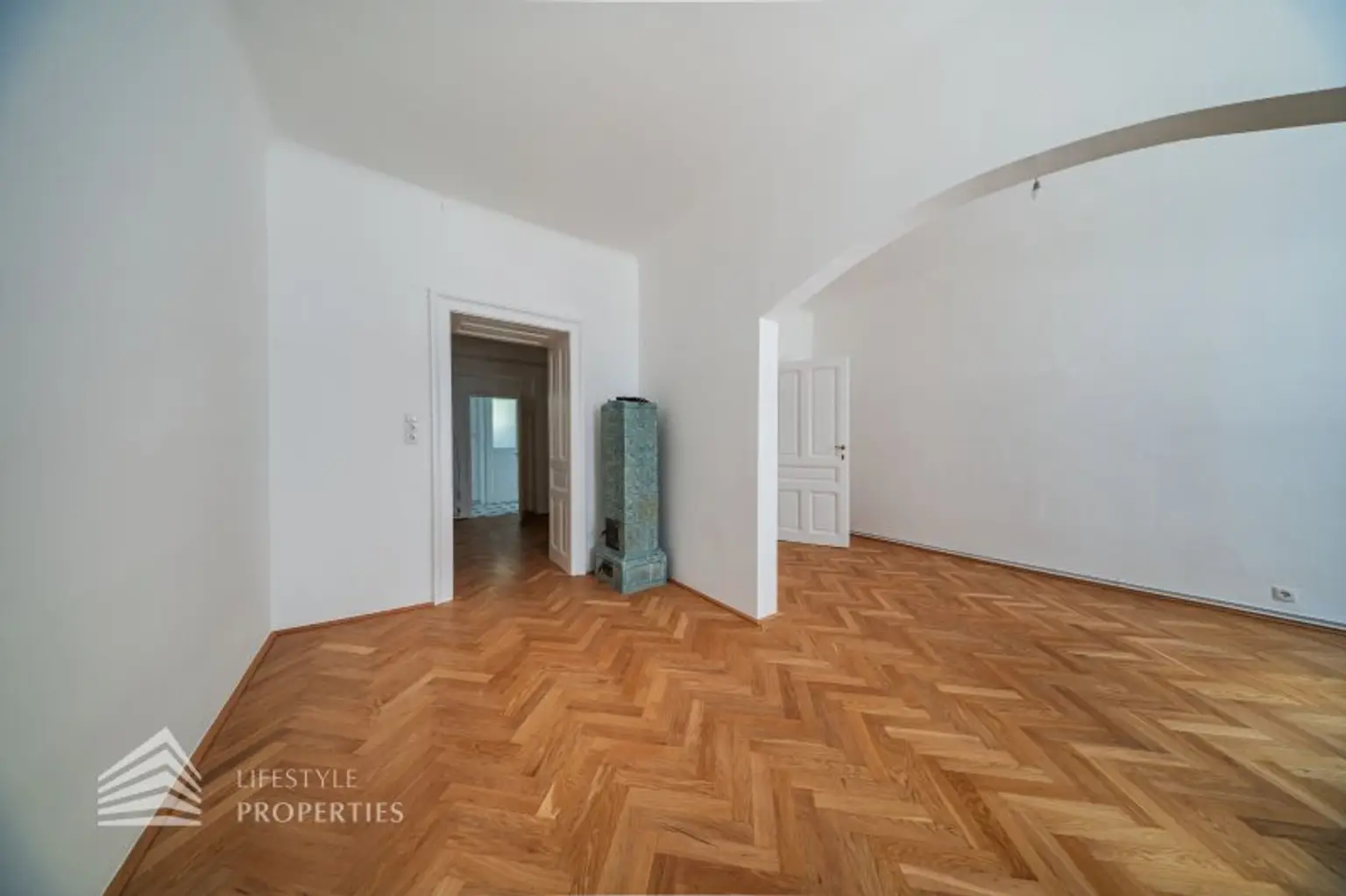 Helle 2-Zimmer Wohnung, Nähe Einsiedlerpark