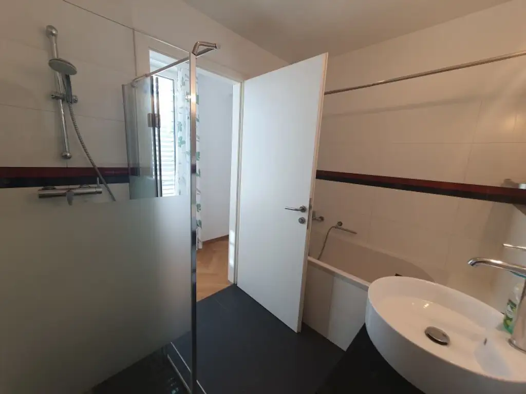 DACHTERRASSENMIETE, Nähe Börse / Rudolfsplatz - teilmöbliert