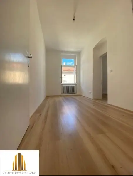 TOP-LAGE! Sonnige 3 Zimmer Altbau im 4. Liftstock