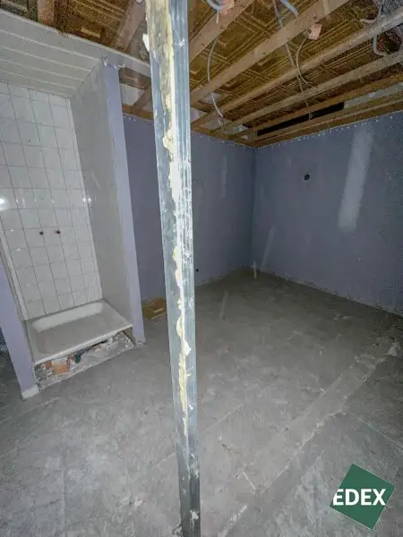 Großes Souterrain in guter Lage