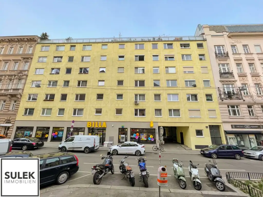 Ruhige, sanierte 3,5 Zimmer Wohnung mit Designer-Bad und Küche + Garage (optional!) in Mariahilf - beziehbar ab 01/26!
