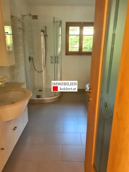 KLOSTERNEUBURG- MIETHAUS IN SCHÖNER GRÜNLAGE