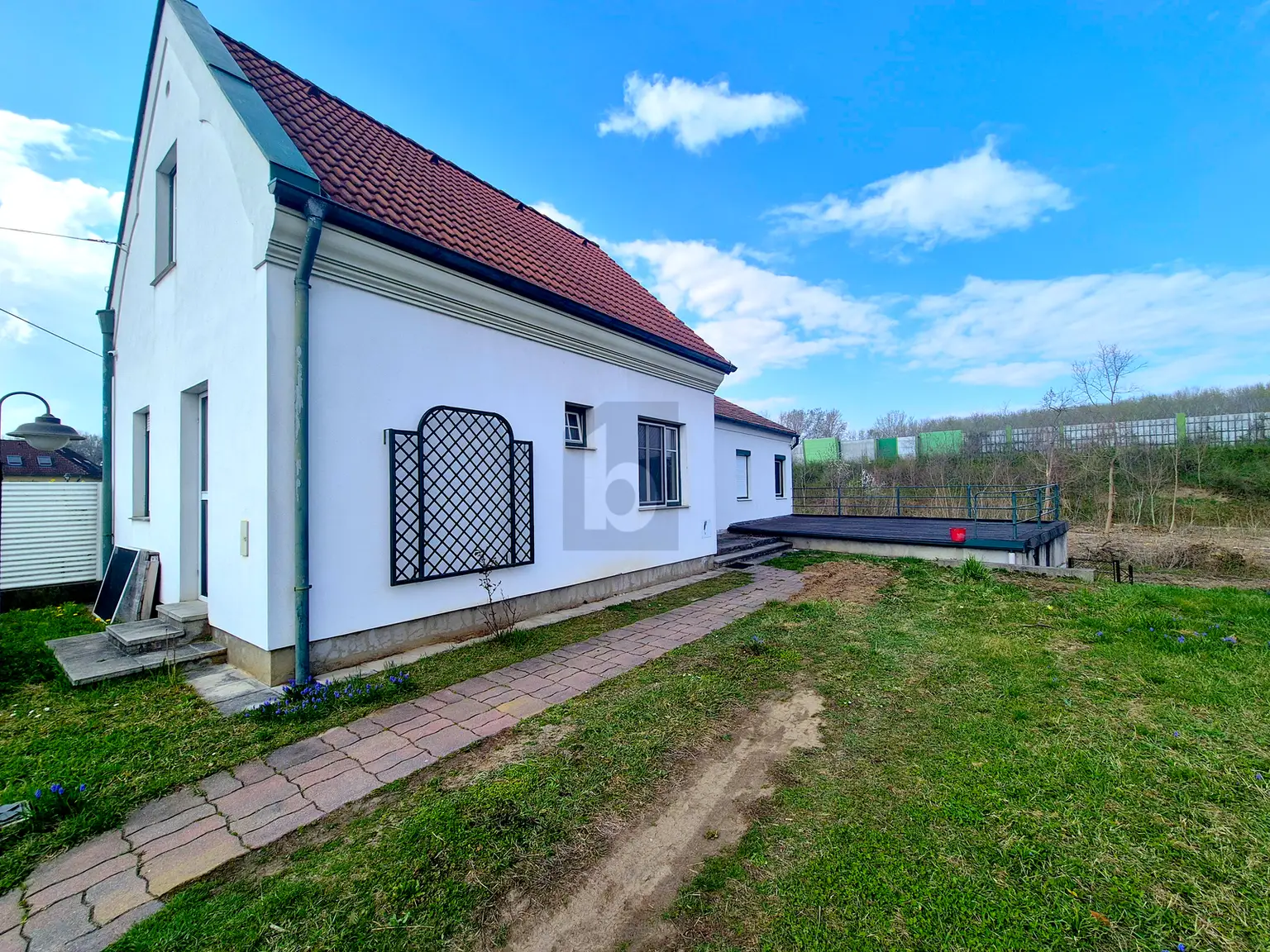 GRÜNBLICK MIT POTENTIAL!