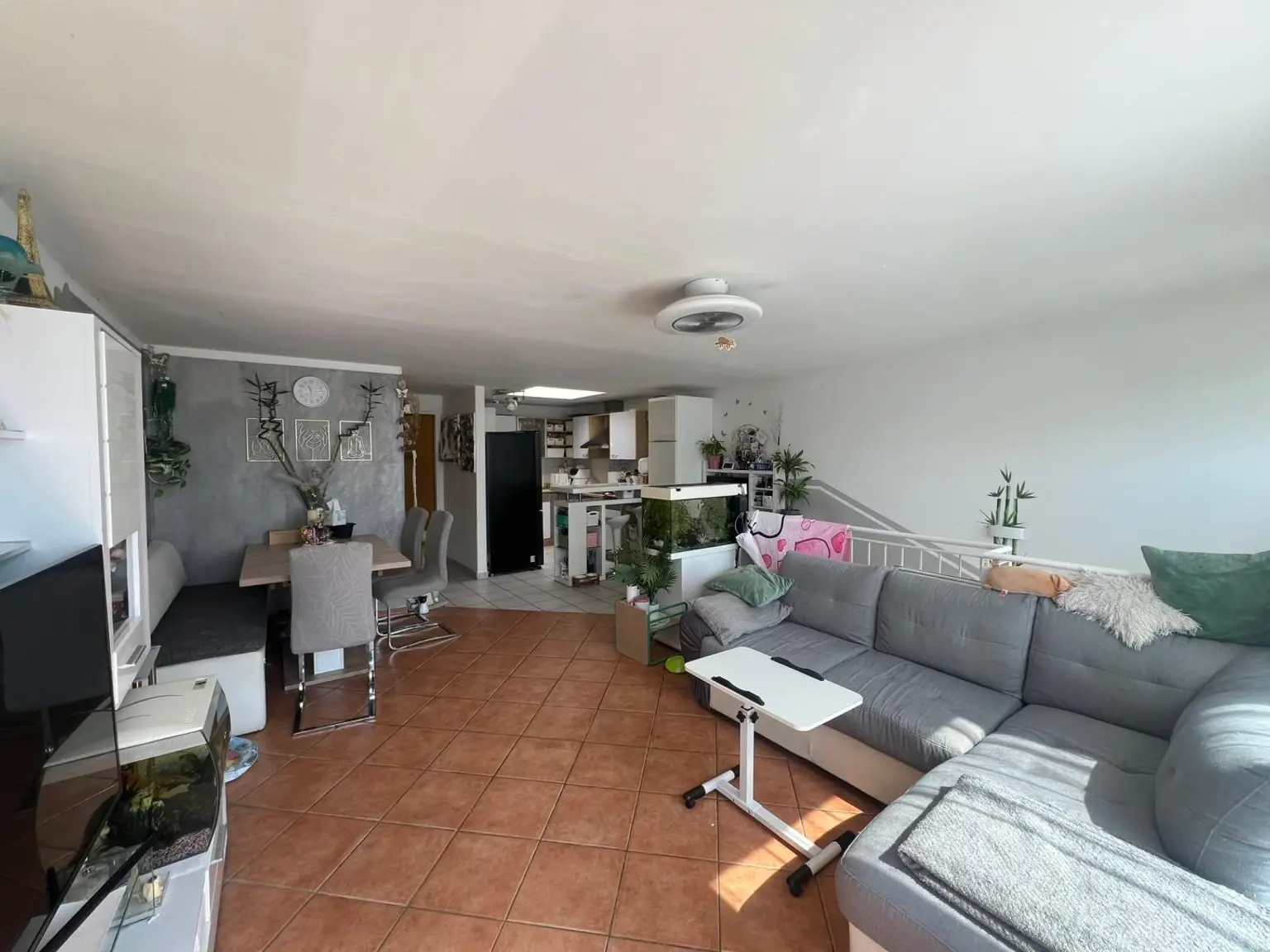 Attraktive  3 Zimmer-Maisonette-Wohnung mit Dachterrasse in Uninähe
