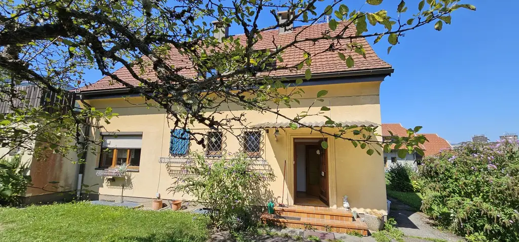 Haus mit großem Gestaltungsspielraum 2 Wohneinheiten