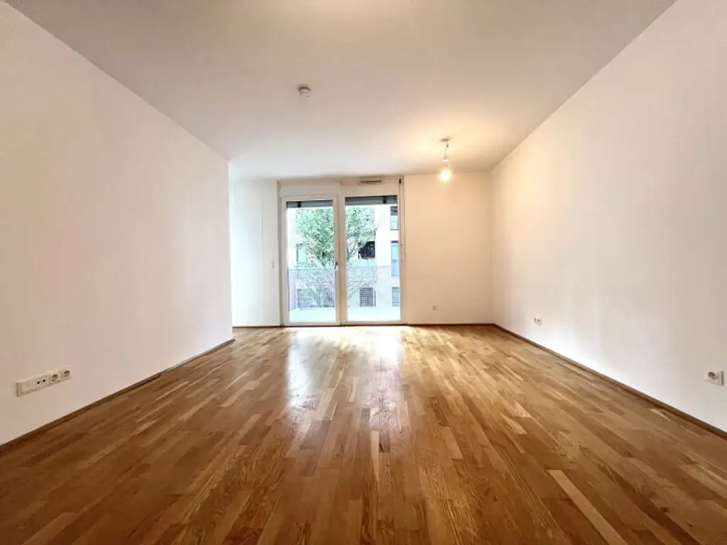 Attraktive 2-Zimmerwohnung mit Kühldecke und Balkon