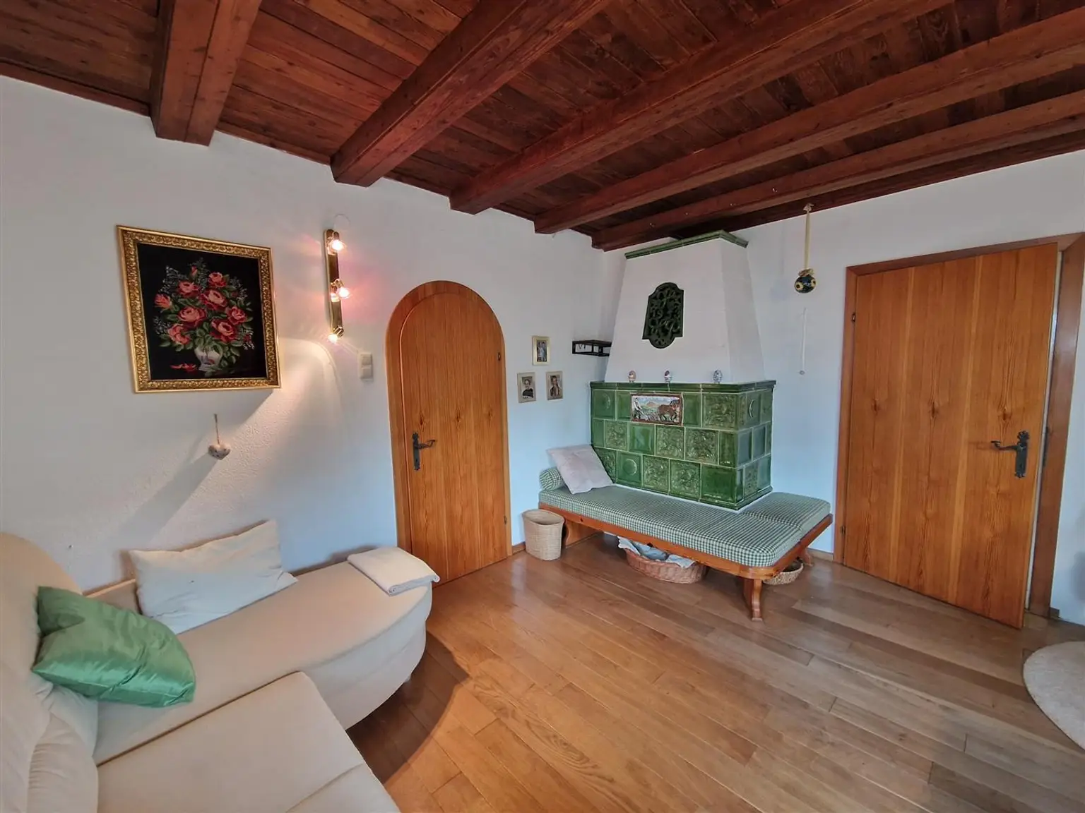 Solides Einfamilienhaus mit Charme und modernisierter Technik