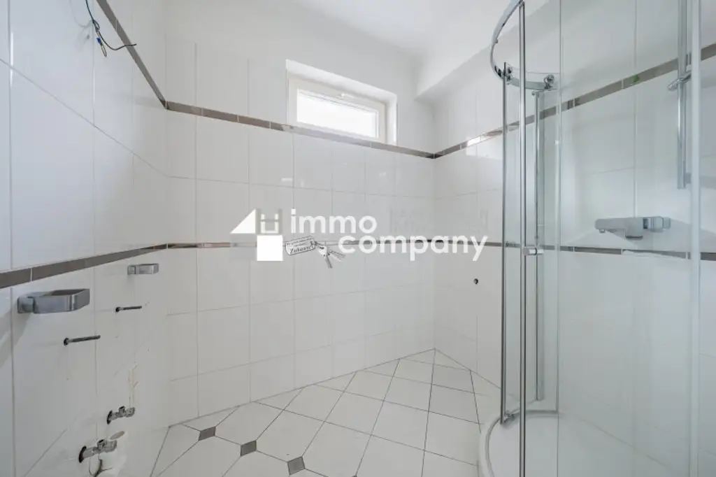 Potential - Altbaucharmante Familienvilla mit 9 Zimmern auf 3 Ebenen in Grinzinger Best Lage