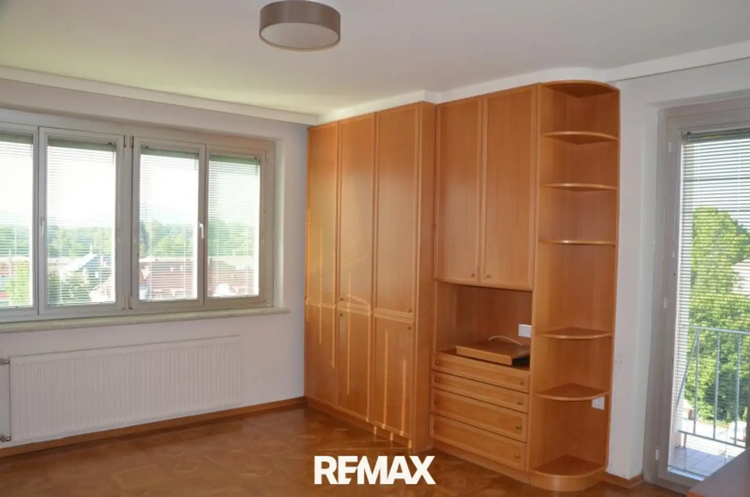 Schlafzimmer Ansicht 1