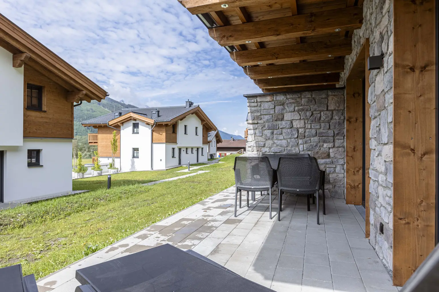 Bild Terrasse.jpg