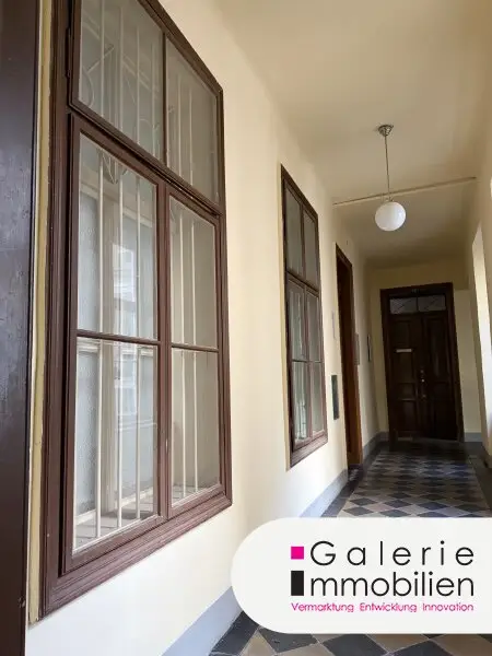 Absolut ruhige, sanierungsbedürftige Stadtwohnung beim Museumsquartier
