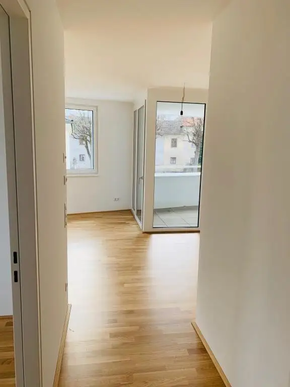 3-Zimmer-Wohnung mit Loggia – zentrale Lage