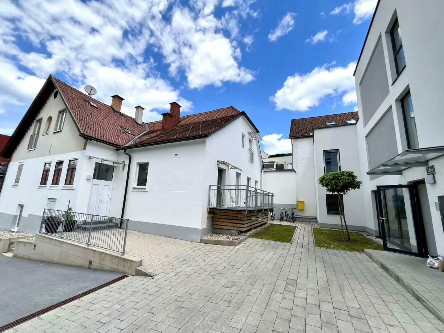 ab 1.2.2026 geförderte 2 Zimmer Wohnung mit Balkon, neuwertiger Zustand