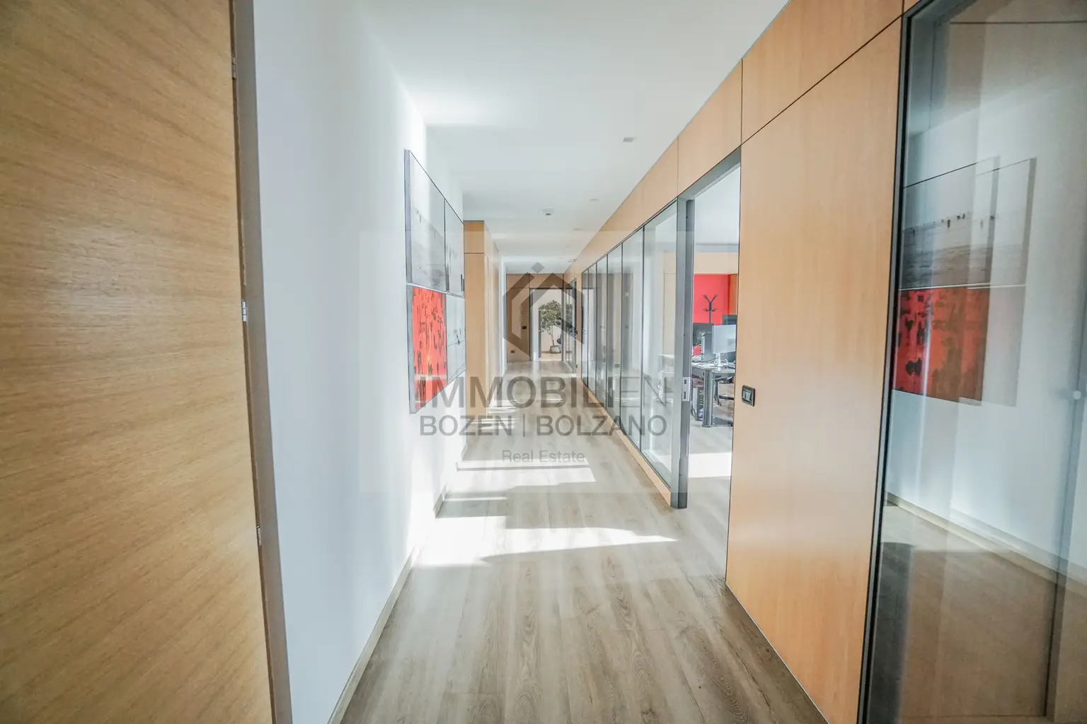 Großes Büro in Bozen Süd zu vermieten