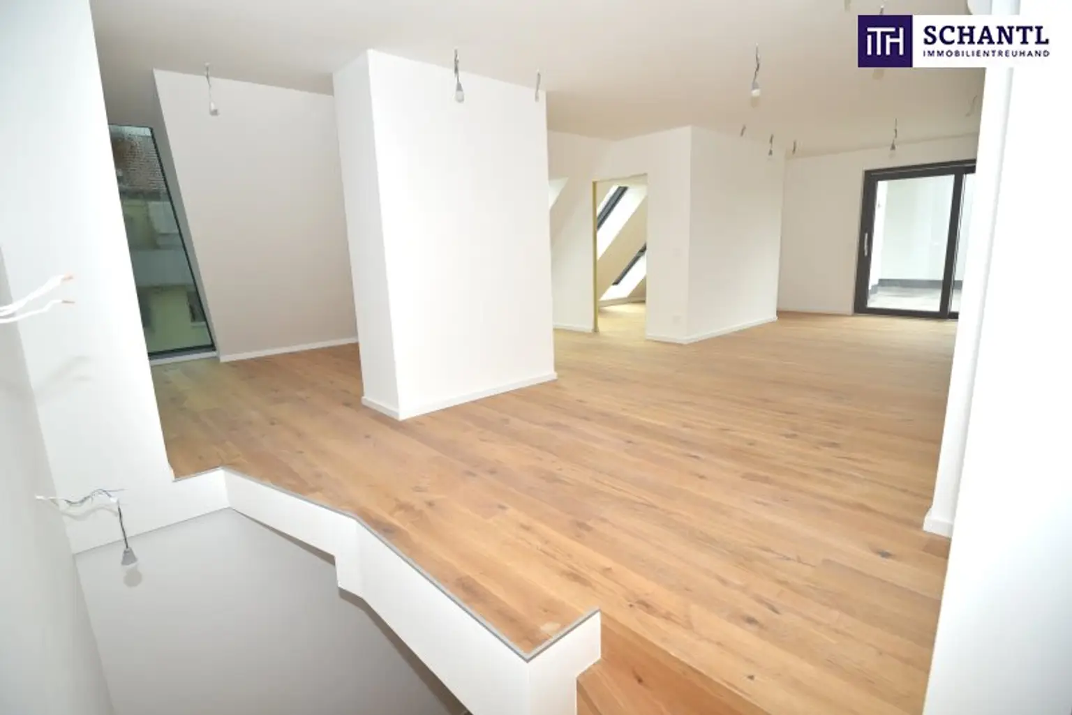 BEZUGSFERTIG! Ihr geniales Penthouse mit 175 m² Wohnfläche und 72 m² Dachterrasse on TOP + privater Liftfahrt!