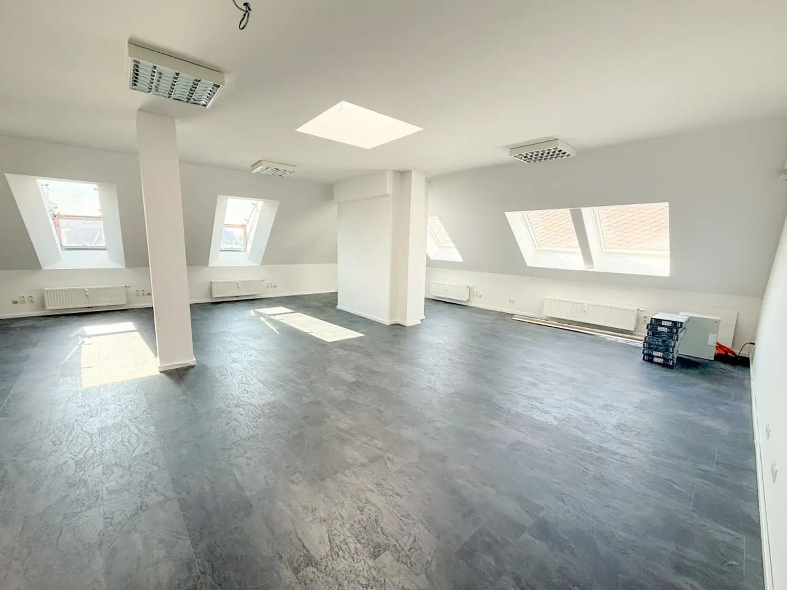 [06677] Repräsentatives Büro/Kanzlei mit DOM-Blick