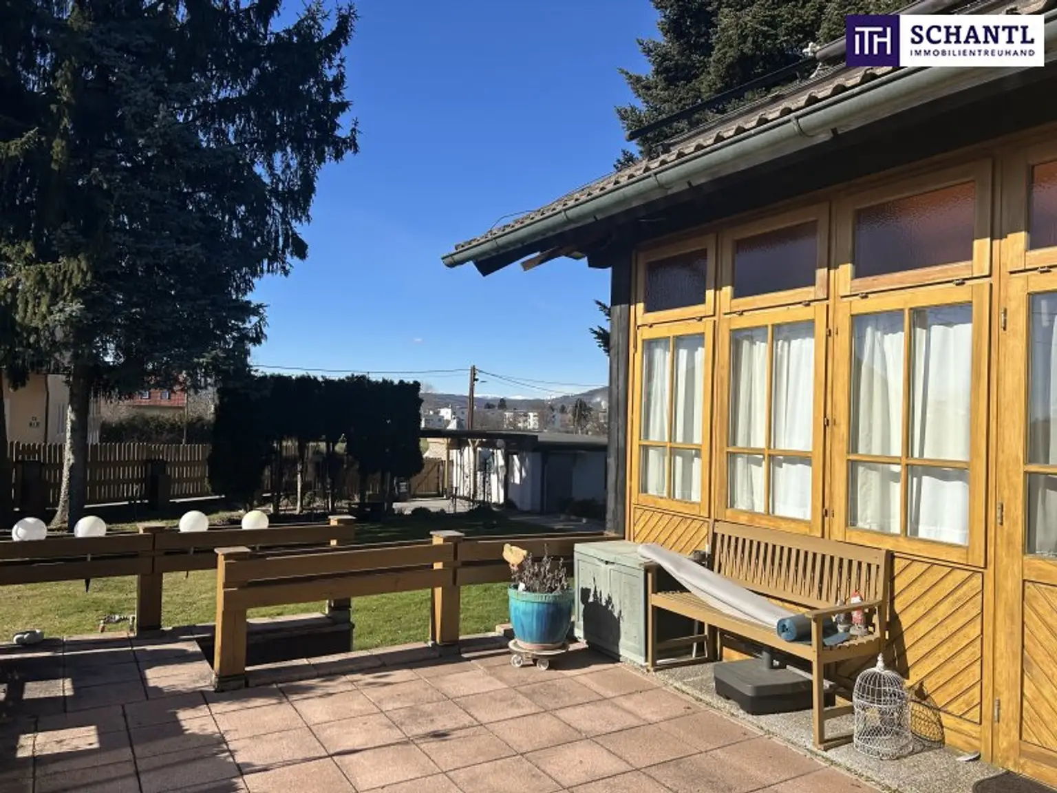 Charmantes Einfamilienhaus mit großem Garten, Pool & viel Herz in Graz-Liebenau!