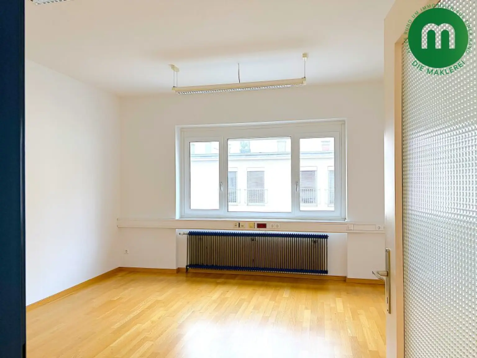 Büro oder Praxis in Top-Lage am Kagraner Platz – 1220 Wien
