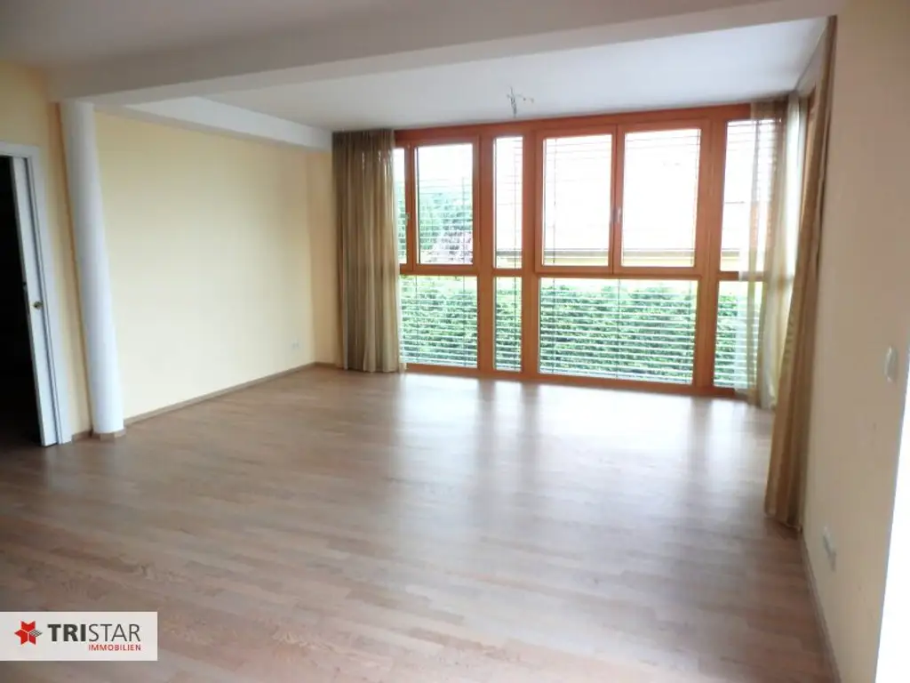 Burg Liechtenstein-Nähe - Exklusive Balkonwohnung in Passivhausbauweise