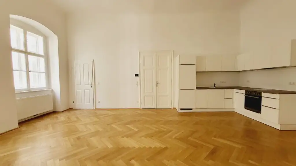 Super zentrale Innenstadtlage - Topsanierter Zustand - Ruhige Innenhofausrichtung