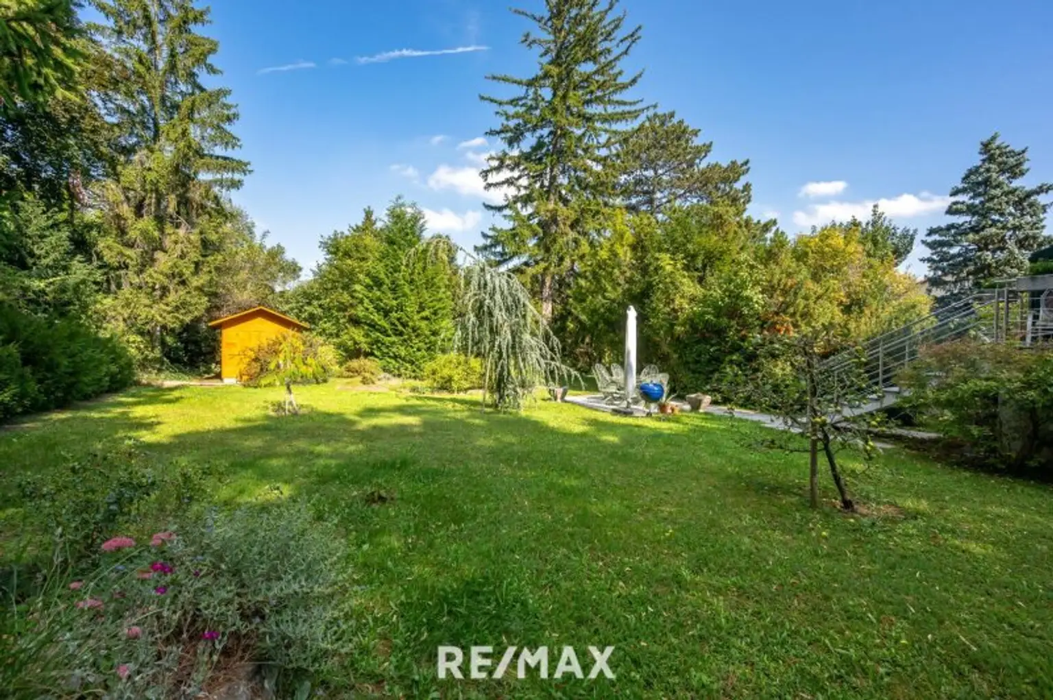 BAUTRÄGER AUFGEPASST: GRUNDSTÜCK FÜR 2 DOPPELHÄUSER | ODER 2 EINFAMILIENHÄUSER