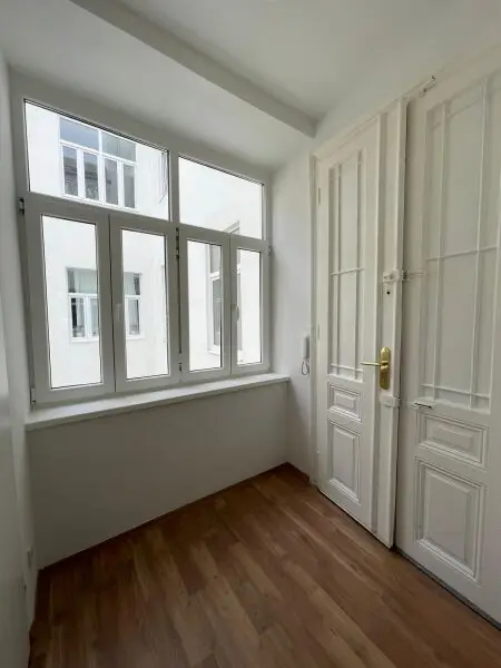 Sanierte 2 Zimmer Wohnung mit 45 m² im Herzen des. 3. Bezirkes
