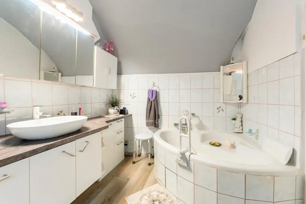 Elegante Altbau-Eigentumswohnung im Herzen des Mölltales