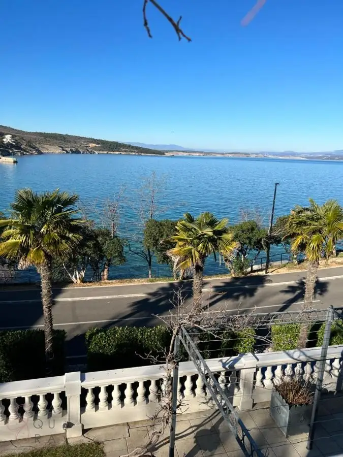 Exclusive Mansion Krk Island – Mediterraner Luxus mit Investitionsgarantie
