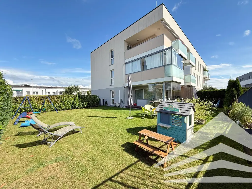 Moderne 3 Zimmerwohnung mit 177 m² Eigengarten in Linz/Pichling!