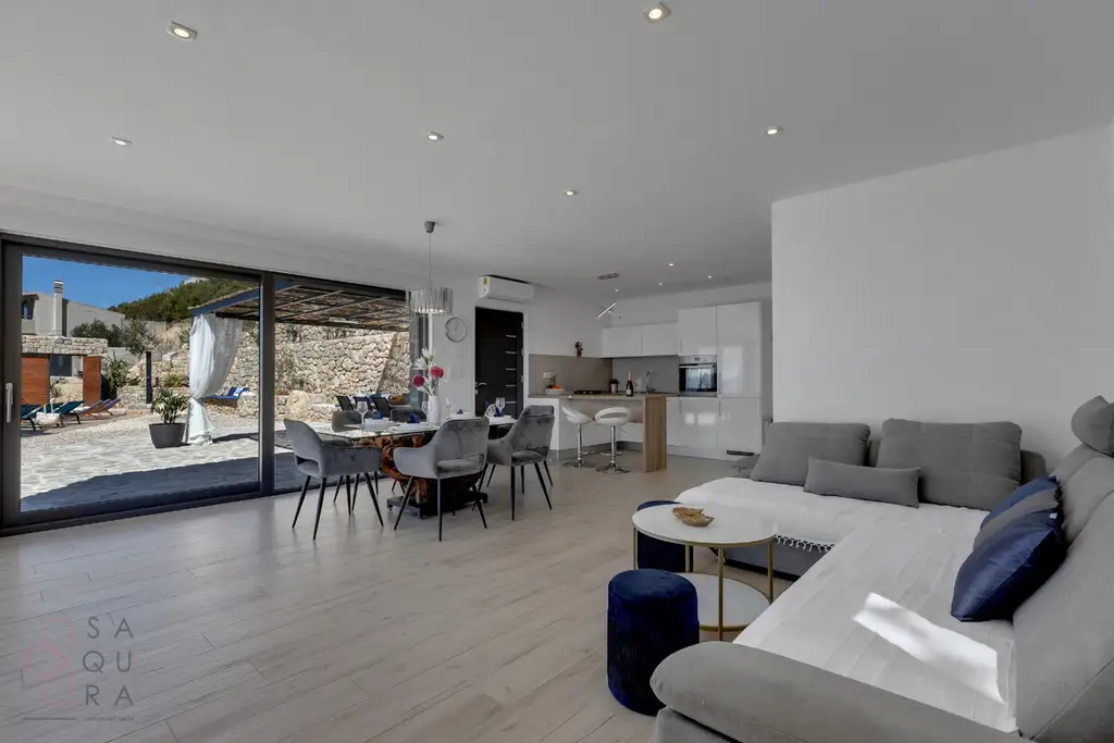 Stone Mansion Makarska – Mediterrane Eleganz mit Investitionspotenzial