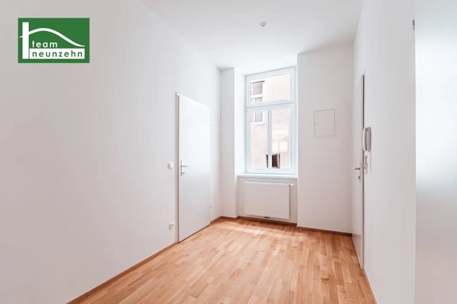 Sechshaus - Erstbezug nach Renovierung! Innenhofausrichtung und 5 Gehminuten zu U4 und U6! Helle Altbauwohnung mit großen Zimmern!